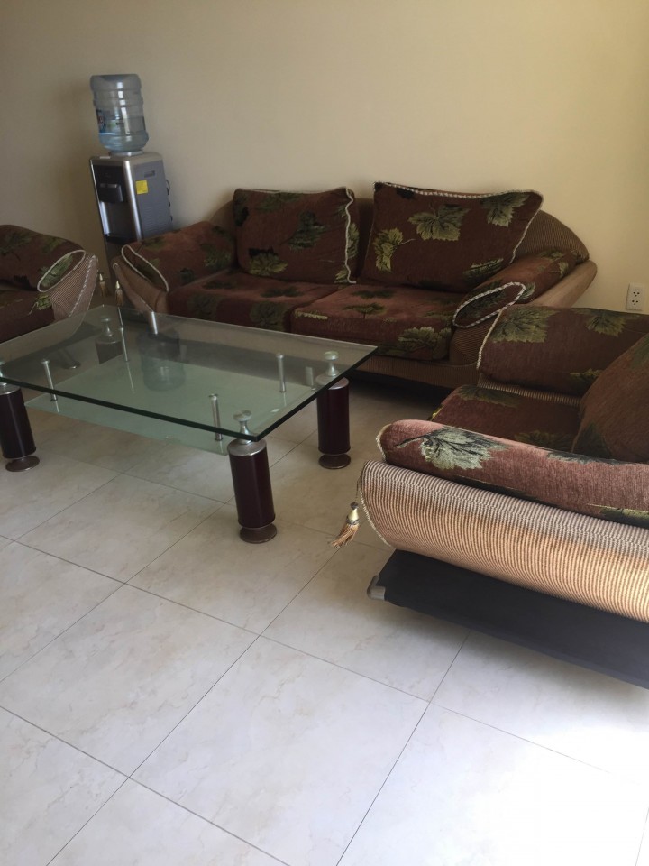 Bộ sofa kiểu louis vải, bàn kiếng